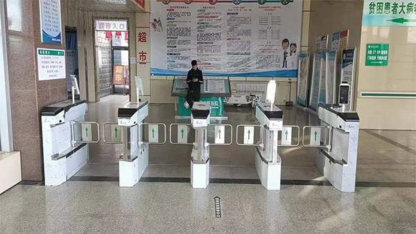 人臉測溫閘機專業推薦