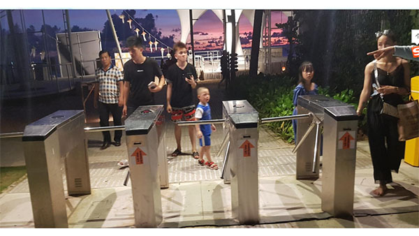 三輥閘 擺閘兩款產品怎么樣？